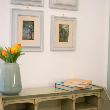 شقة Dimora Porcelli *